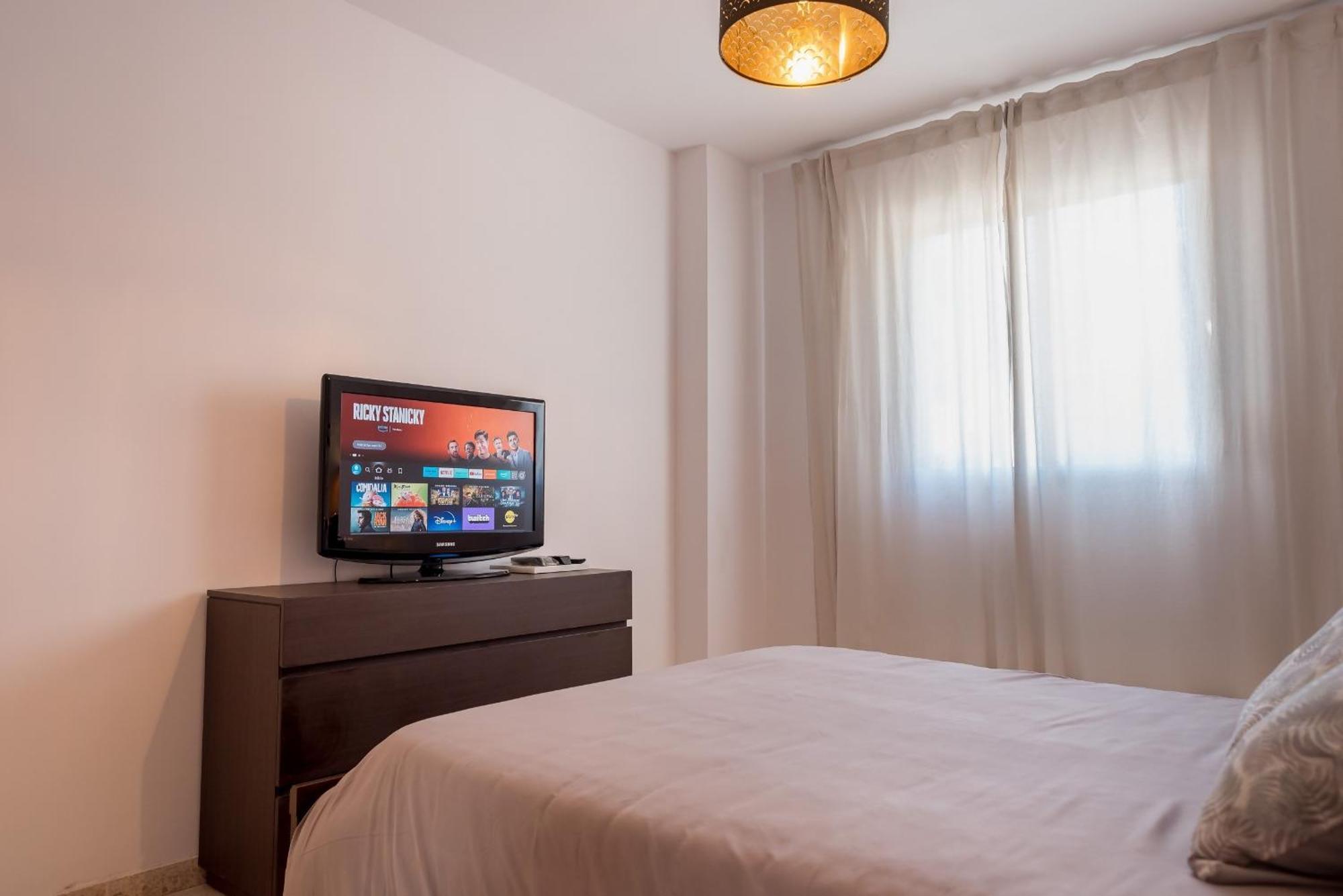 Torremolinos Yellow Fabuloso Andra 외부 사진