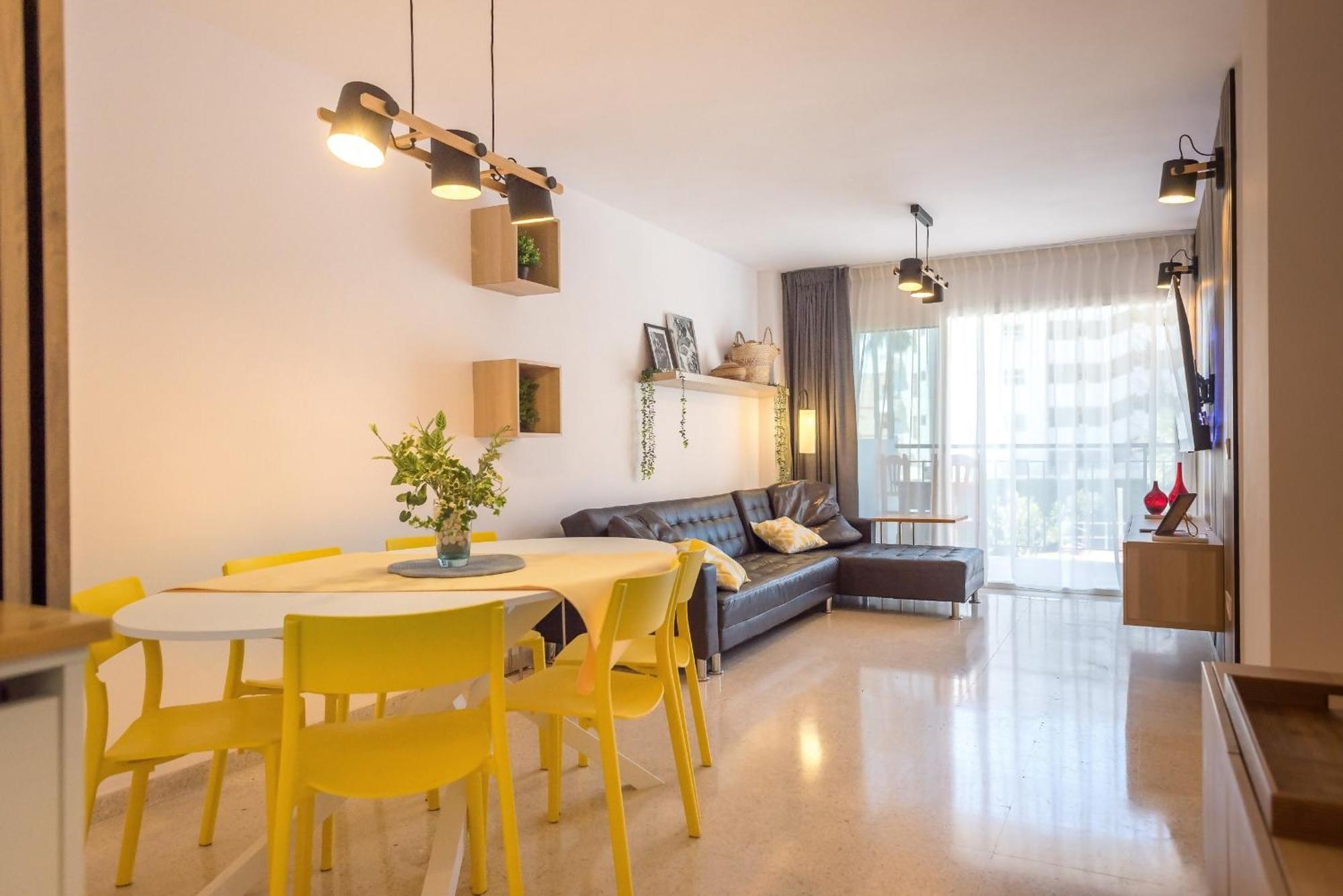 Torremolinos Yellow Fabuloso Andra 외부 사진