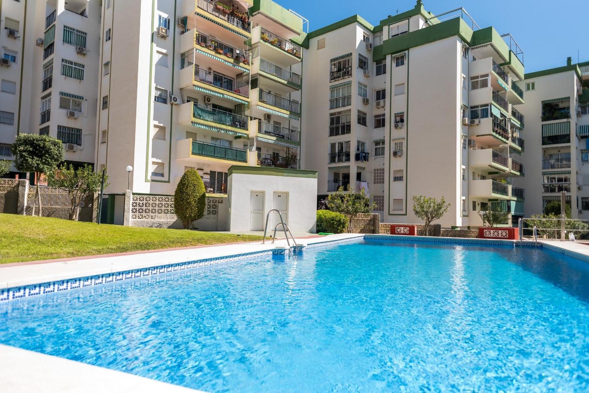 Torremolinos Yellow Fabuloso Andra 외부 사진